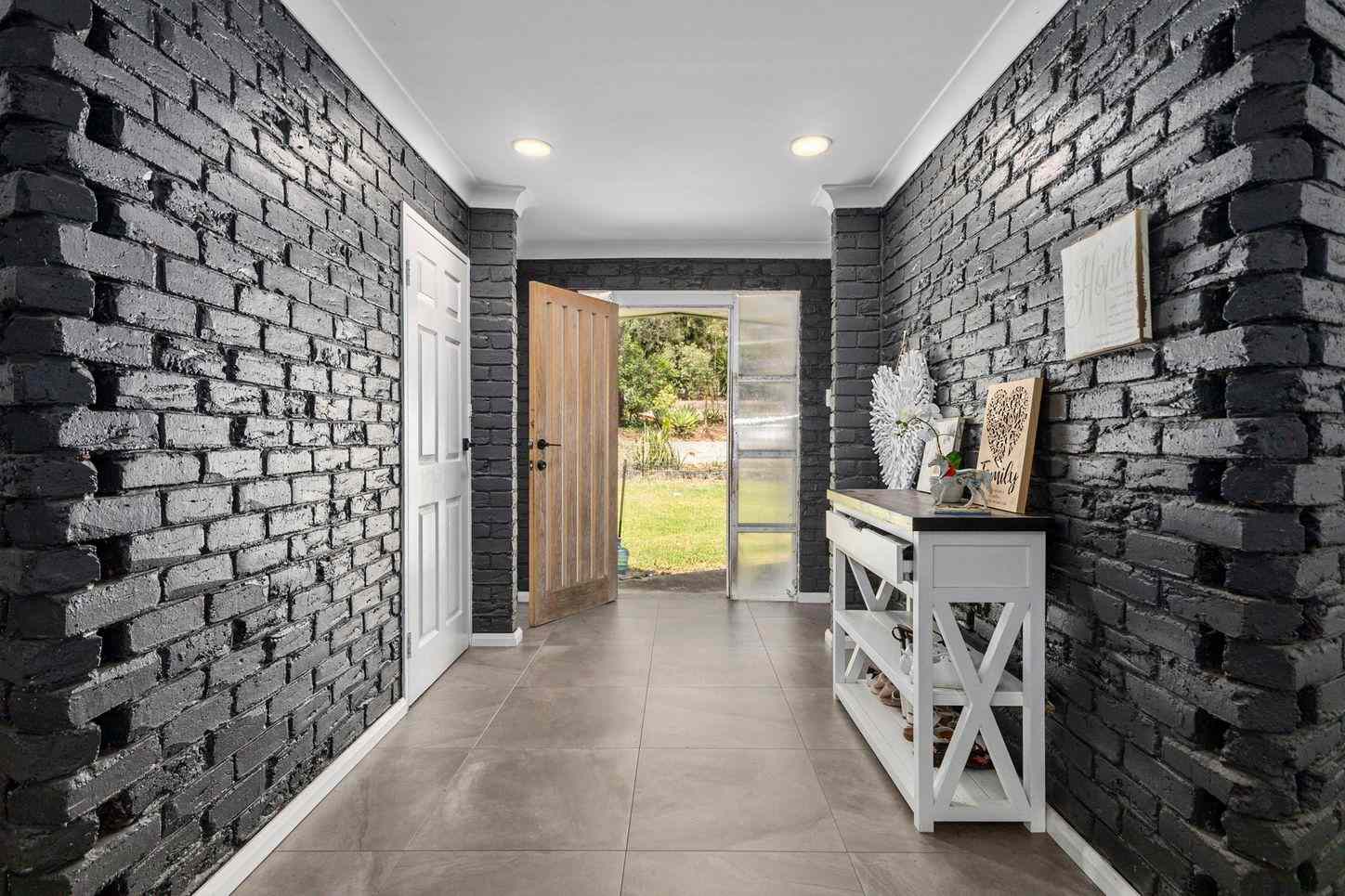 Prop-GPT: House: QLD Logan Village, QLD 4207 71-85 Fryar Rd, LOGAN VILLAGE, QLD 4207 - House for Sale - harcourts.net