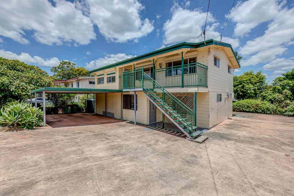 A Spacious Highset Retreat with Dual Living Options!: QLD Crestmead, QLD 4132 House | Prop-GPT the AI-Powered Property Portal