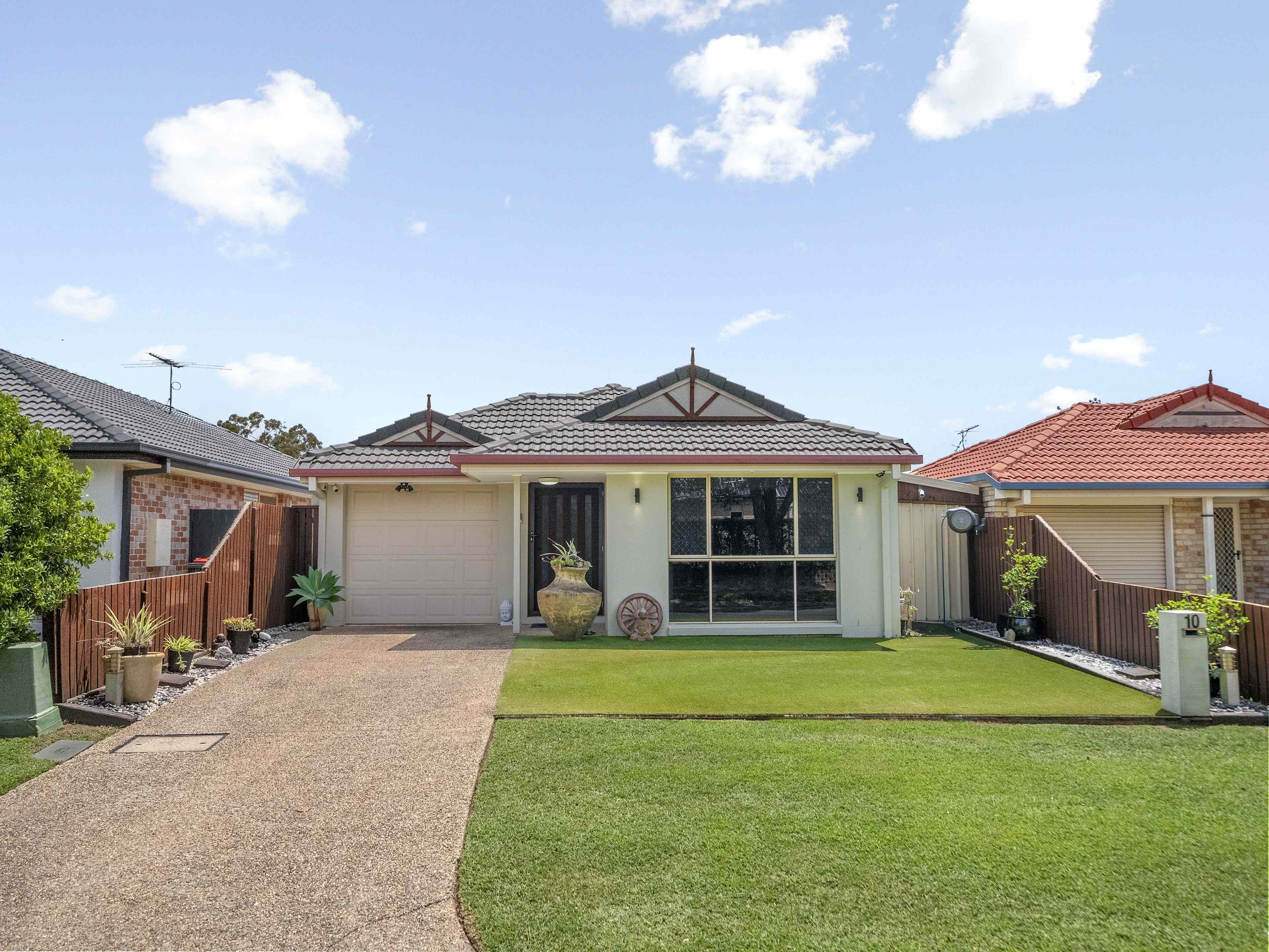 Immaculate Home with room for your caravan: QLD North Lakes, QLD 4509 House | Prop-GPT the AI-Powered Property Portal