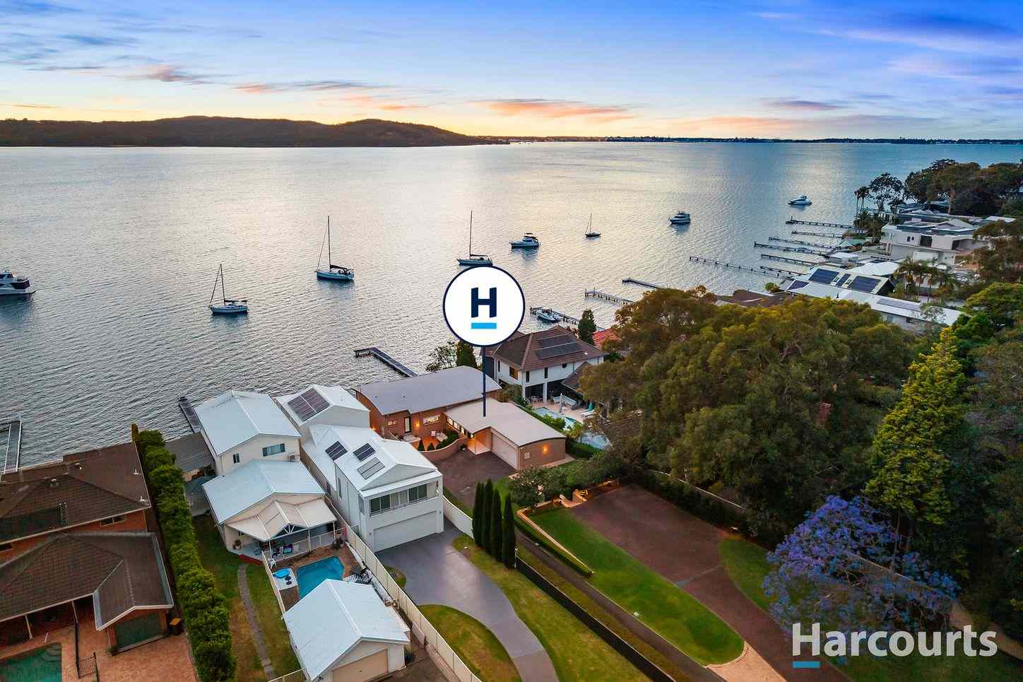 Prop-GPT: House: NSW Coal Point, NSW 2283 32 Skye Point Road, Coal Point, NSW 2283 - House for Sale - harcourts.net