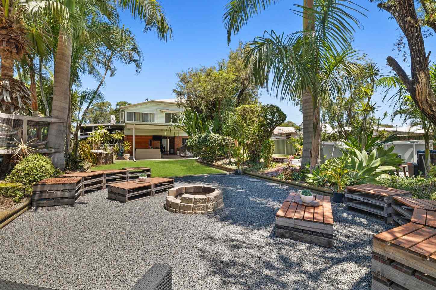 Prop-GPT: House: QLD Berserker, QLD 4701 235 Lakes Creek Road, BERSERKER, QLD 4701 - House for Sale - harcourts.net