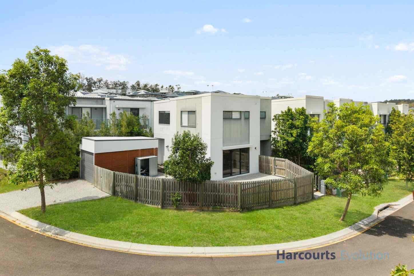 Prop-GPT: House: QLD Ripley, QLD 4306 89 Panorama Circuit, RIPLEY, QLD 4306 - House for Sale - harcourts.net