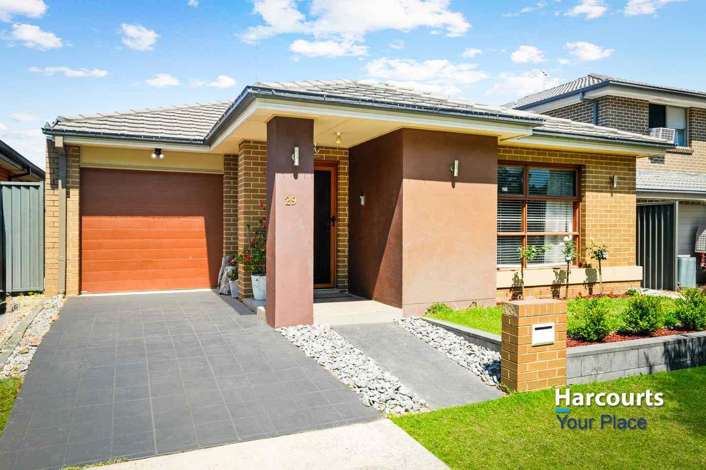 Prop-GPT: House: NSW Ropes Crossing, NSW 2760 29 Brunswick Circuit, ROPES CROSSING, NSW 2760 - House for Sale - harcourts.net