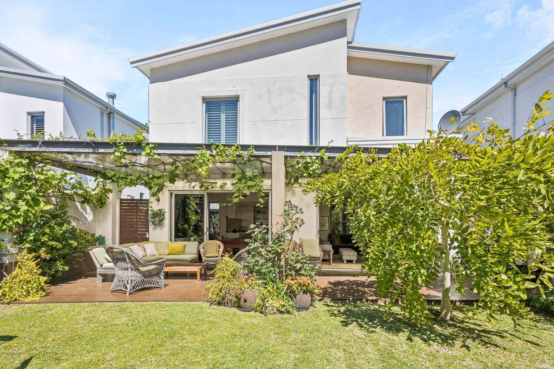 Prop-GPT: House: WA Mosman Park, WA 6012 An Exclusive Invitation to Mosman Park's Most Distinguished Residence