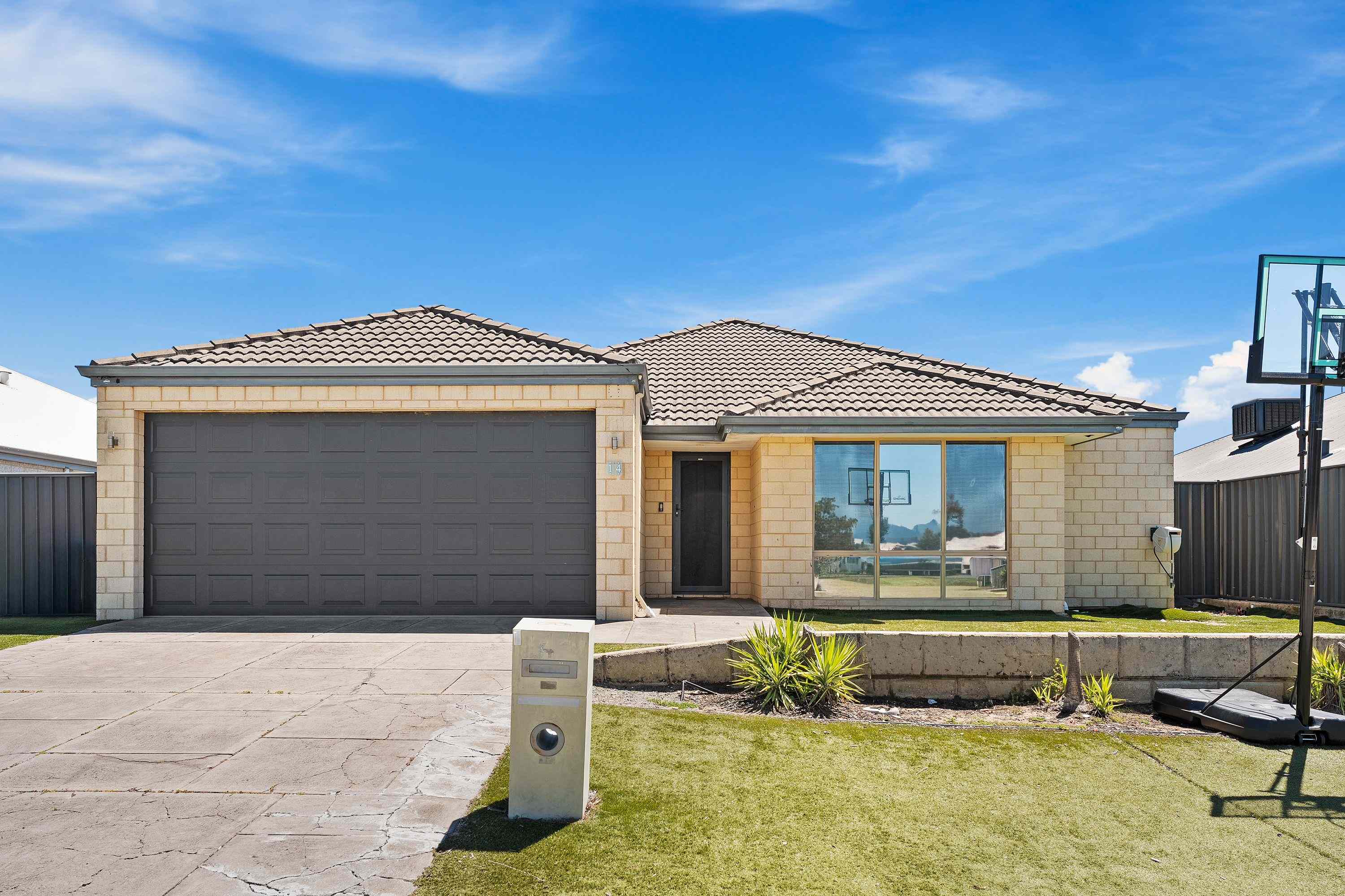 ROLL UP YOUR SLEEVES AND PROSPER: WA Baldivis, WA 6171 House | Prop-GPT the AI-Powered Property Portal