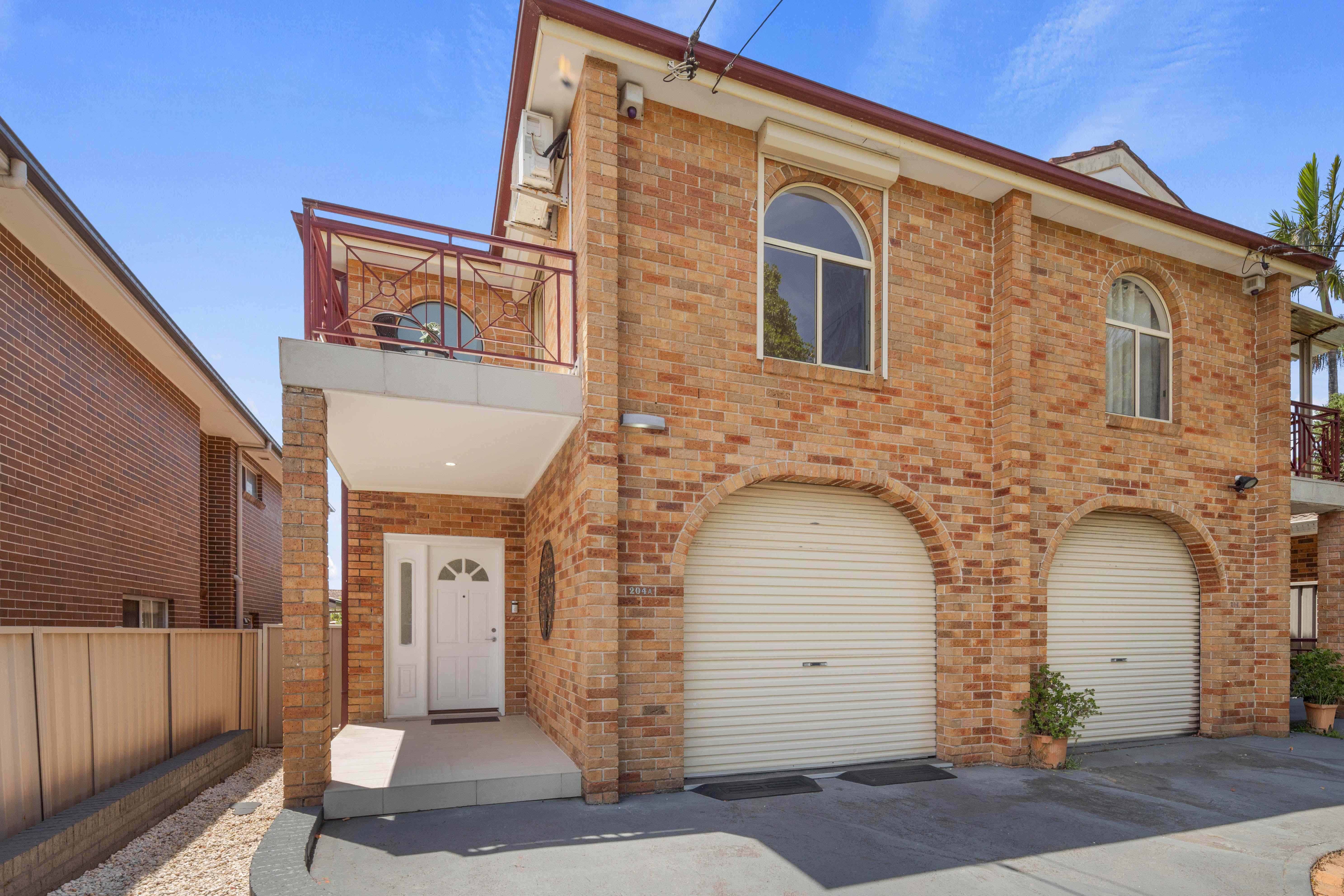 Prop-GPT: DuplexSemi-detached: NSW Beverly Hills, NSW 2209 Luxury Living in a Prime Location