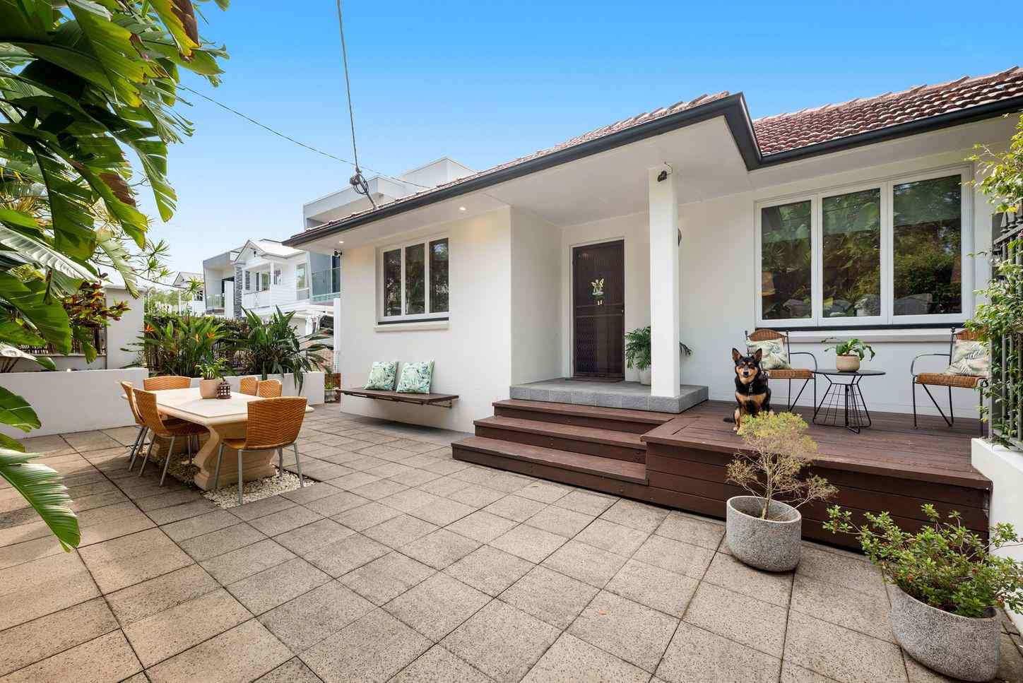 160 Cracknell Road, TARRAGINDI, QLD 4121 - House for Sale - harcourts.net: QLD Tarragindi, QLD 4121 House | Prop-GPT the AI-Powered Property Portal