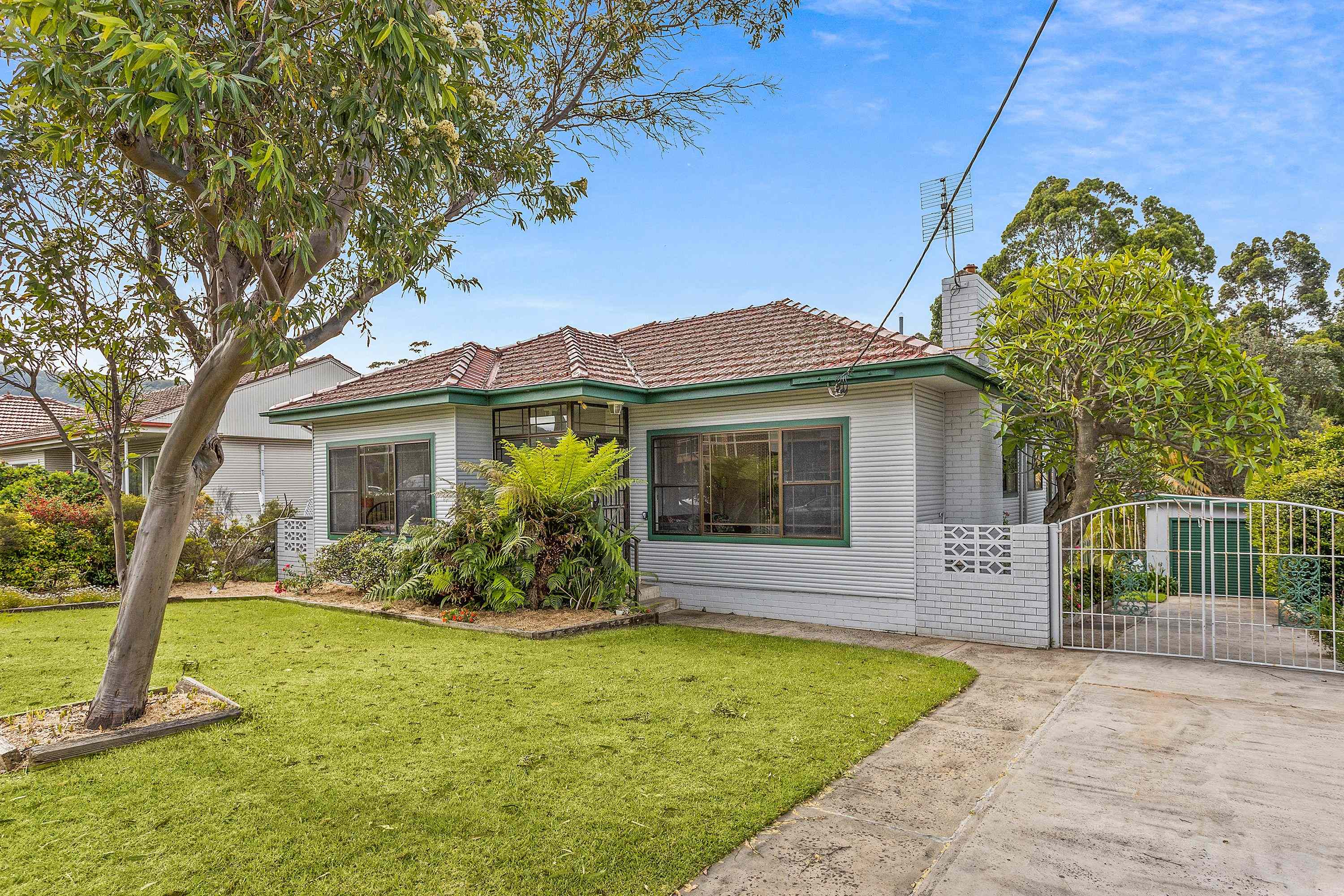 Family Comfort Meets Future Promise: NSW Fairy Meadow, NSW 2519 House | Prop-GPT the AI-Powered Property Portal