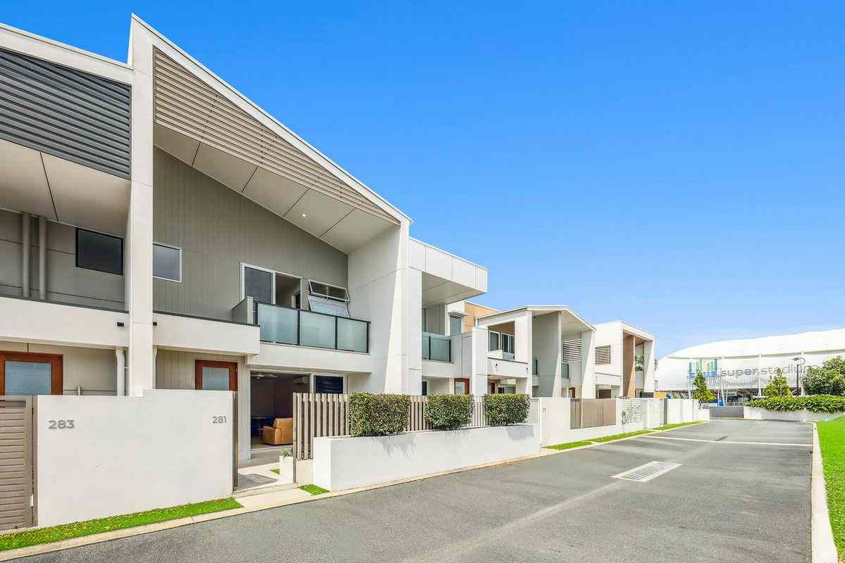 281/2 Bella Avenue, Robina, QLD 4226 - Townhouse for Sale - harcourts.net: QLD Robina, QLD 4226 House | Prop-GPT the AI-Powered Property Portal