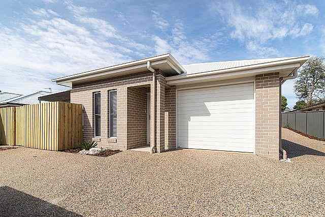 Beautifully Presented Front Unit in a Prime Location: QLD Newtown, QLD 4350 Unit | Prop-GPT the AI-Powered Property Portal