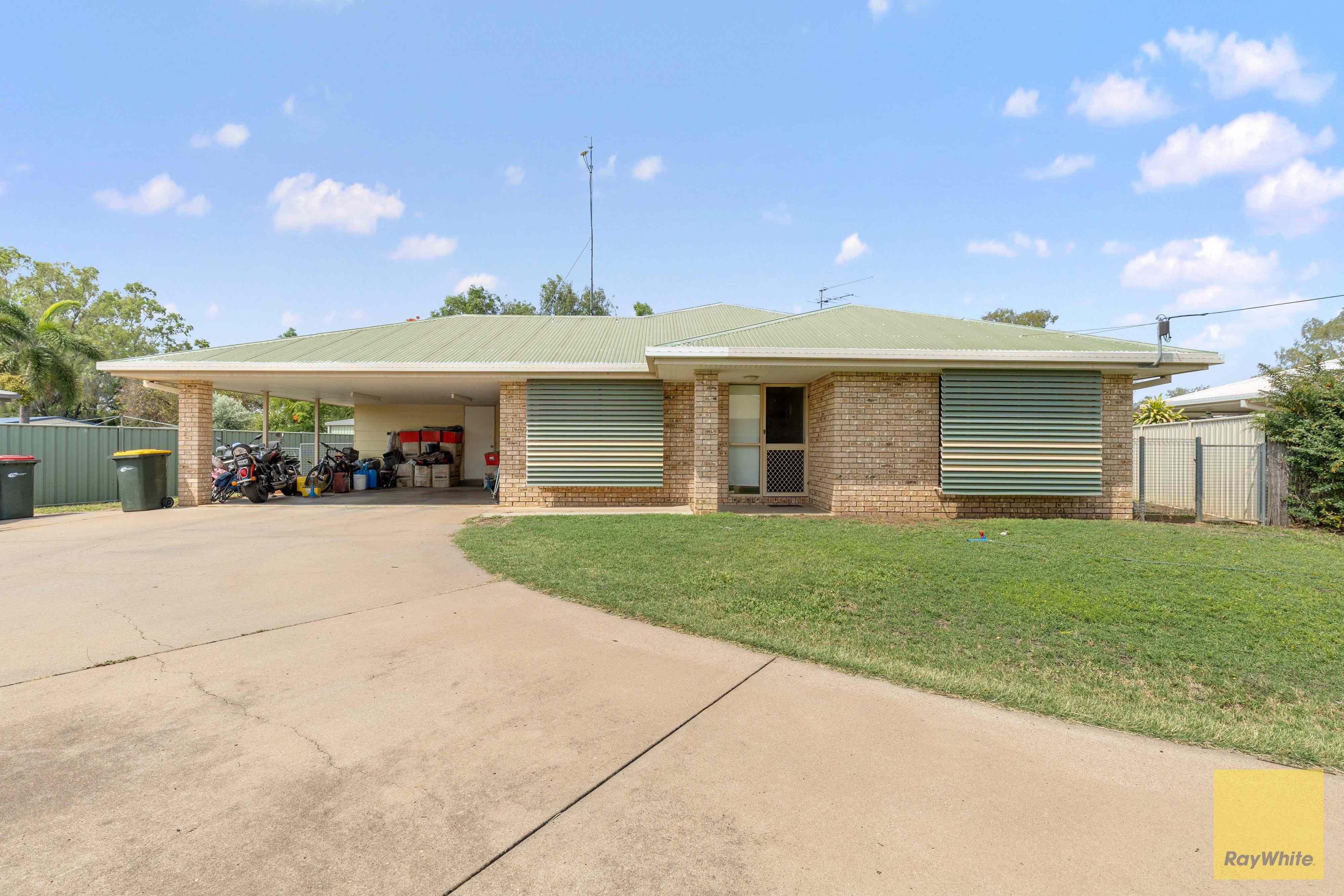 SOLID BRICK HOME, GREAT INVESTMENT OPPORTUNITY: QLD Emerald, QLD 4720 House | Prop-GPT the AI-Powered Property Portal