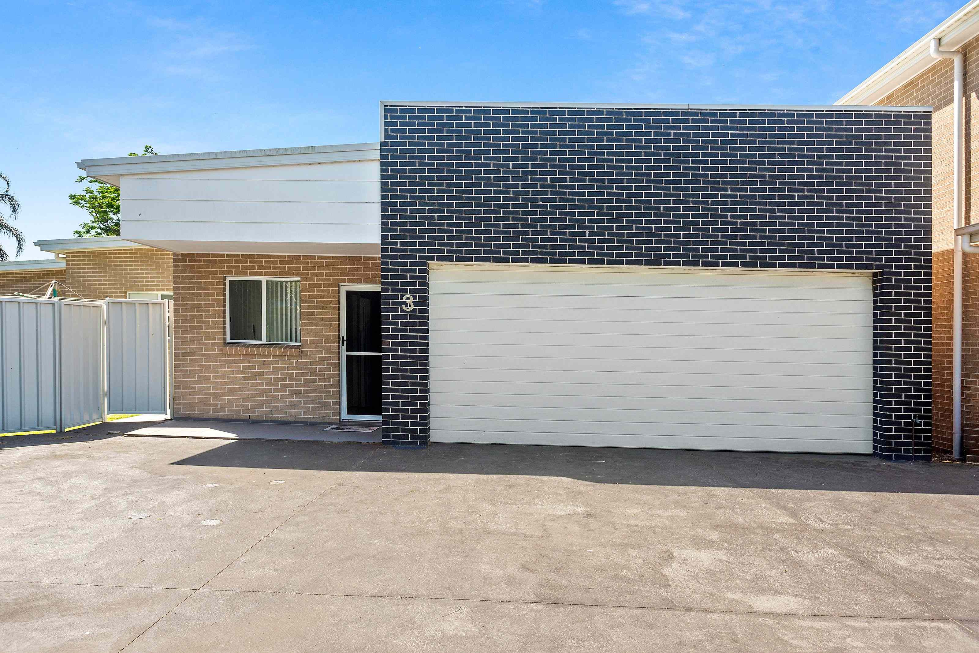 Oversized Free-Standing Villa - Modern Comfort, No Strata Fees!: NSW Oak Flats, NSW 2529 Villa | Prop-GPT the AI-Powered Property Portal