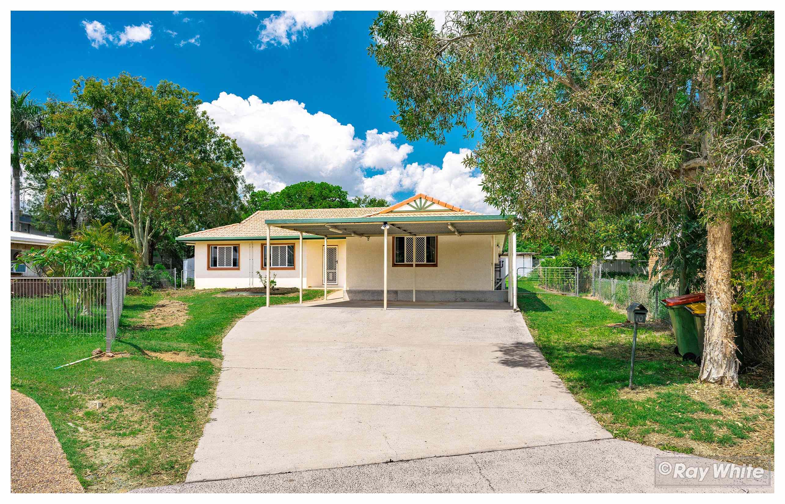 Spacious Family Living on a Huge 999m² Block: QLD Gracemere, QLD 4702 House | Prop-GPT the AI-Powered Property Portal