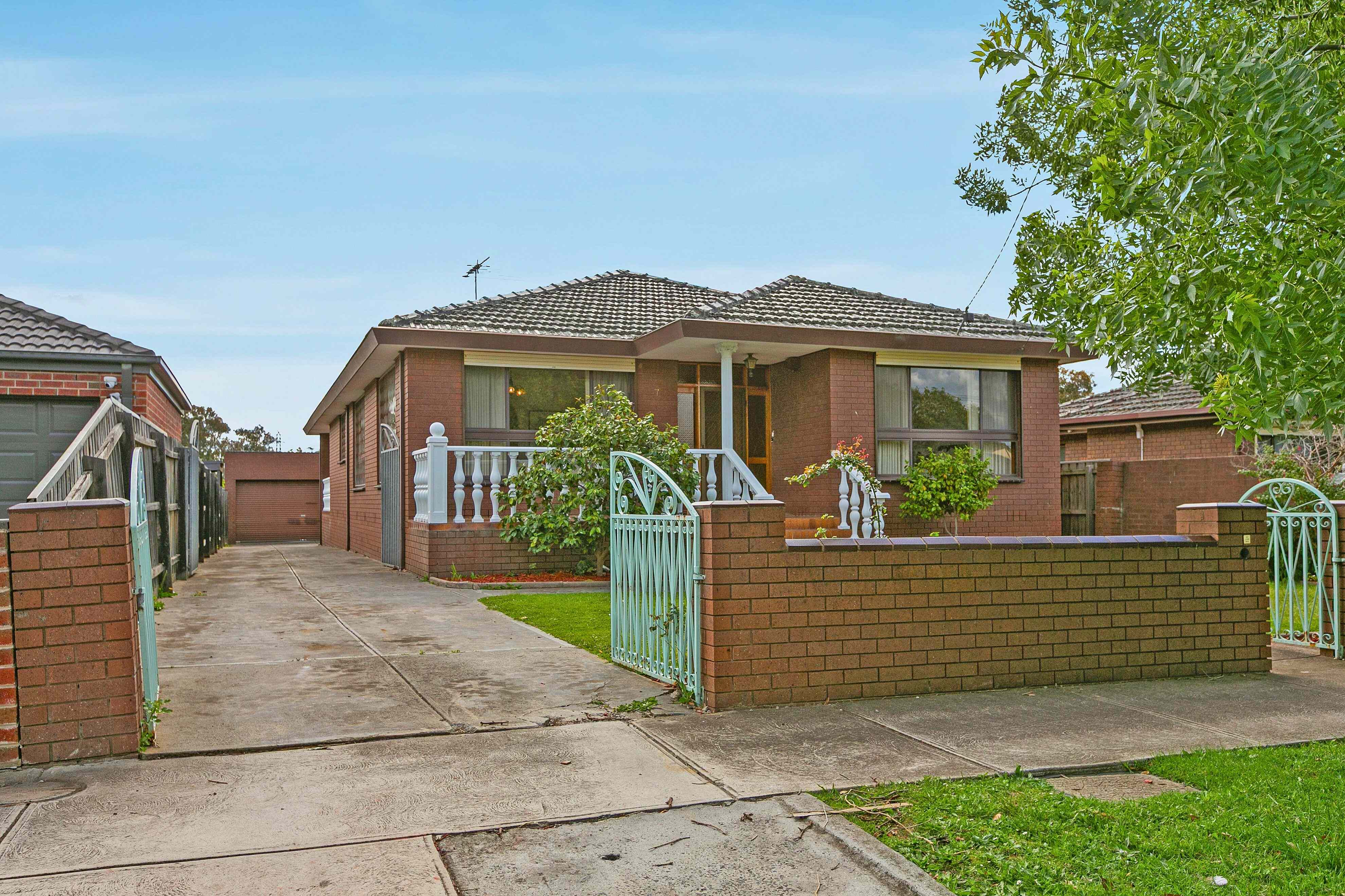 Space & Location! 699sqm of Land: VIC Reservoir, VIC 3073 House | Prop-GPT the AI-Powered Property Portal