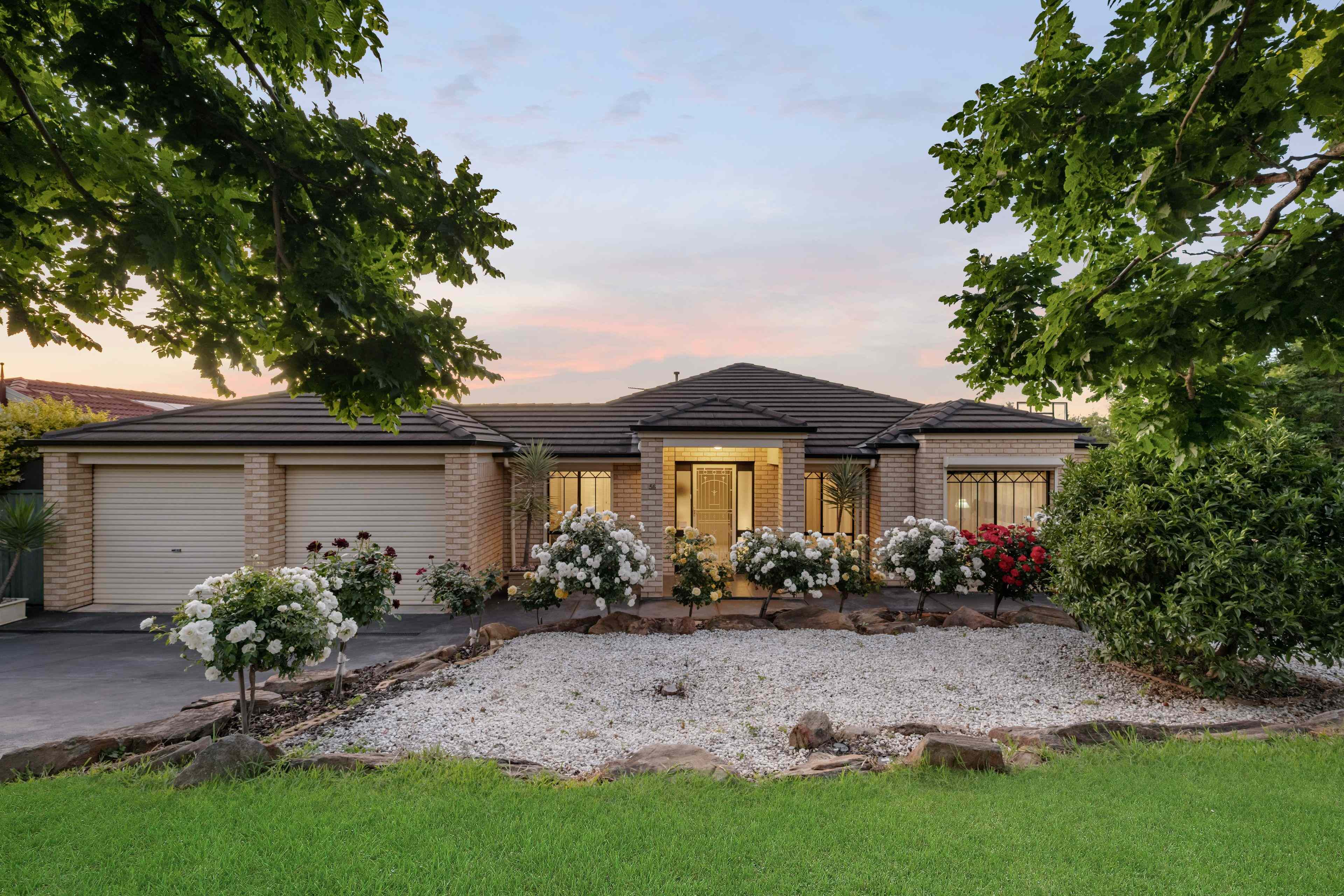 Dazzling & Spacious Family Scale Abode Made & Maintained w Love!: SA Walkley Heights, SA 5098 House | Prop-GPT the AI-Powered Property Portal