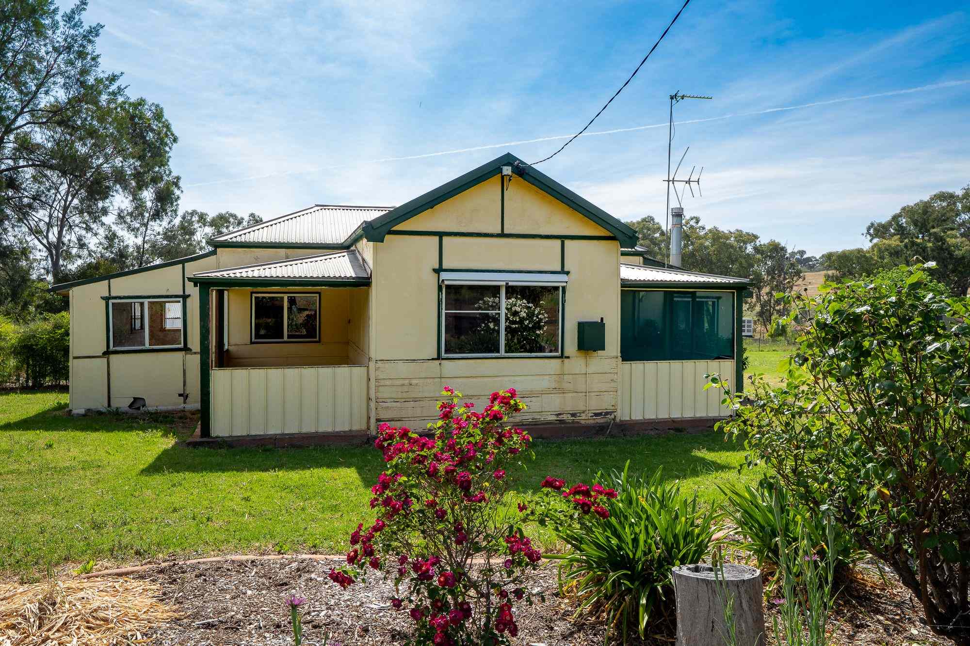Peaceful Country Lifestyle!: NSW Mumbil, NSW 2820 House | Prop-GPT the AI-Powered Property Portal