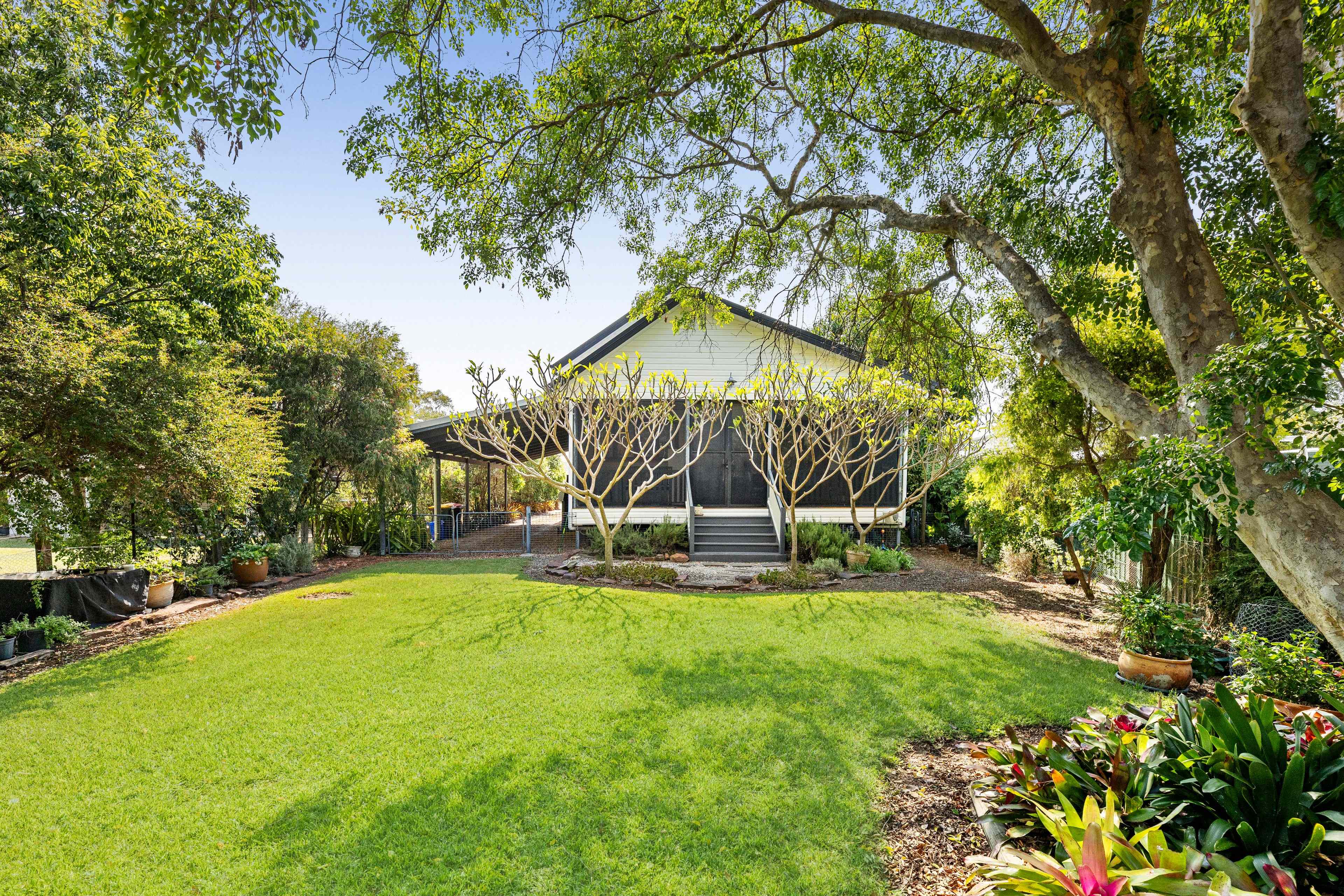 Come and experience the charm and elegance: QLD Goondiwindi, QLD 4390 House | Prop-GPT the AI-Powered Property Portal