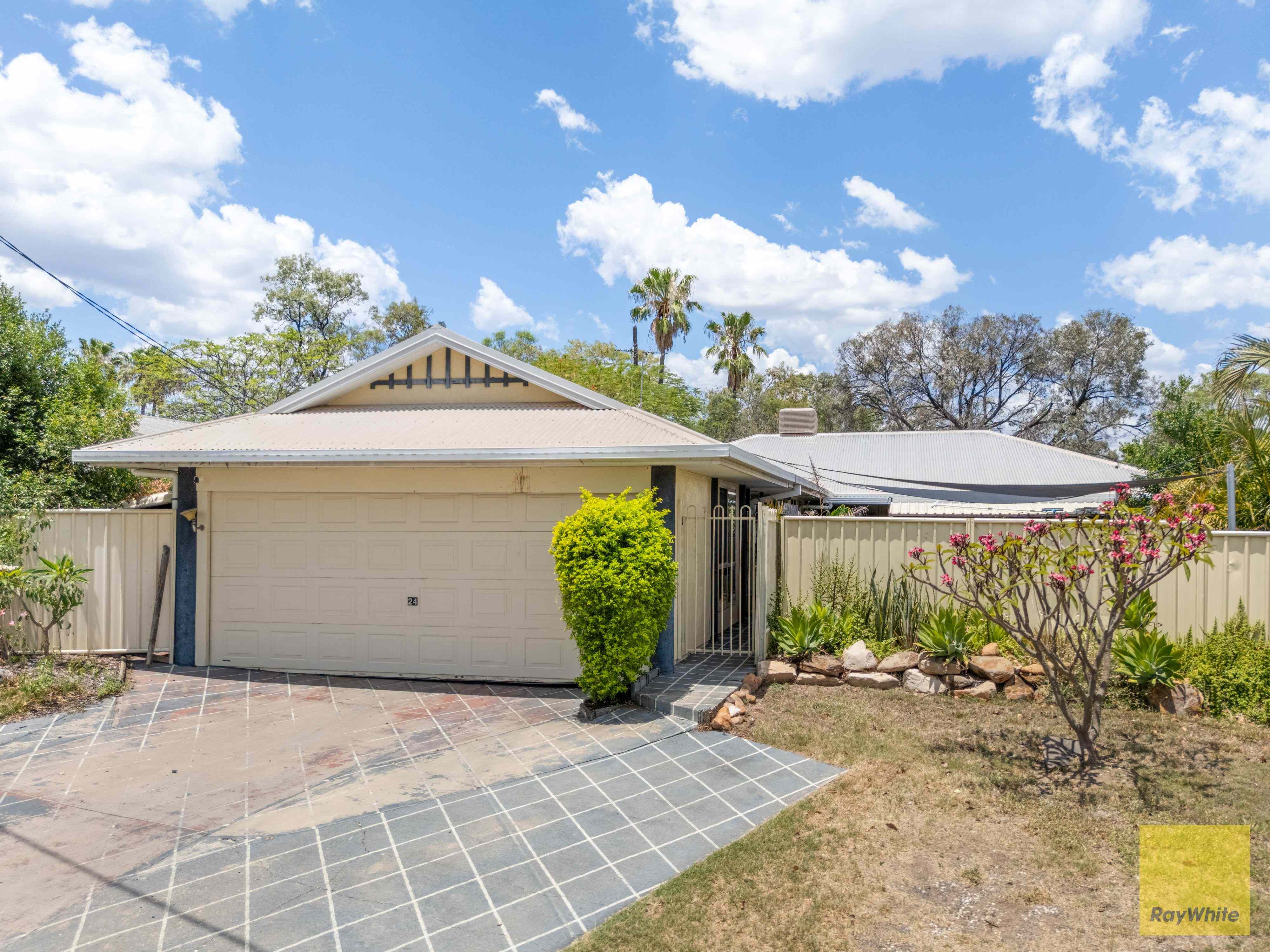 SPACIOUS FAMILY HOME WITH POOL: QLD Emerald, QLD 4720 House | Prop-GPT the AI-Powered Property Portal