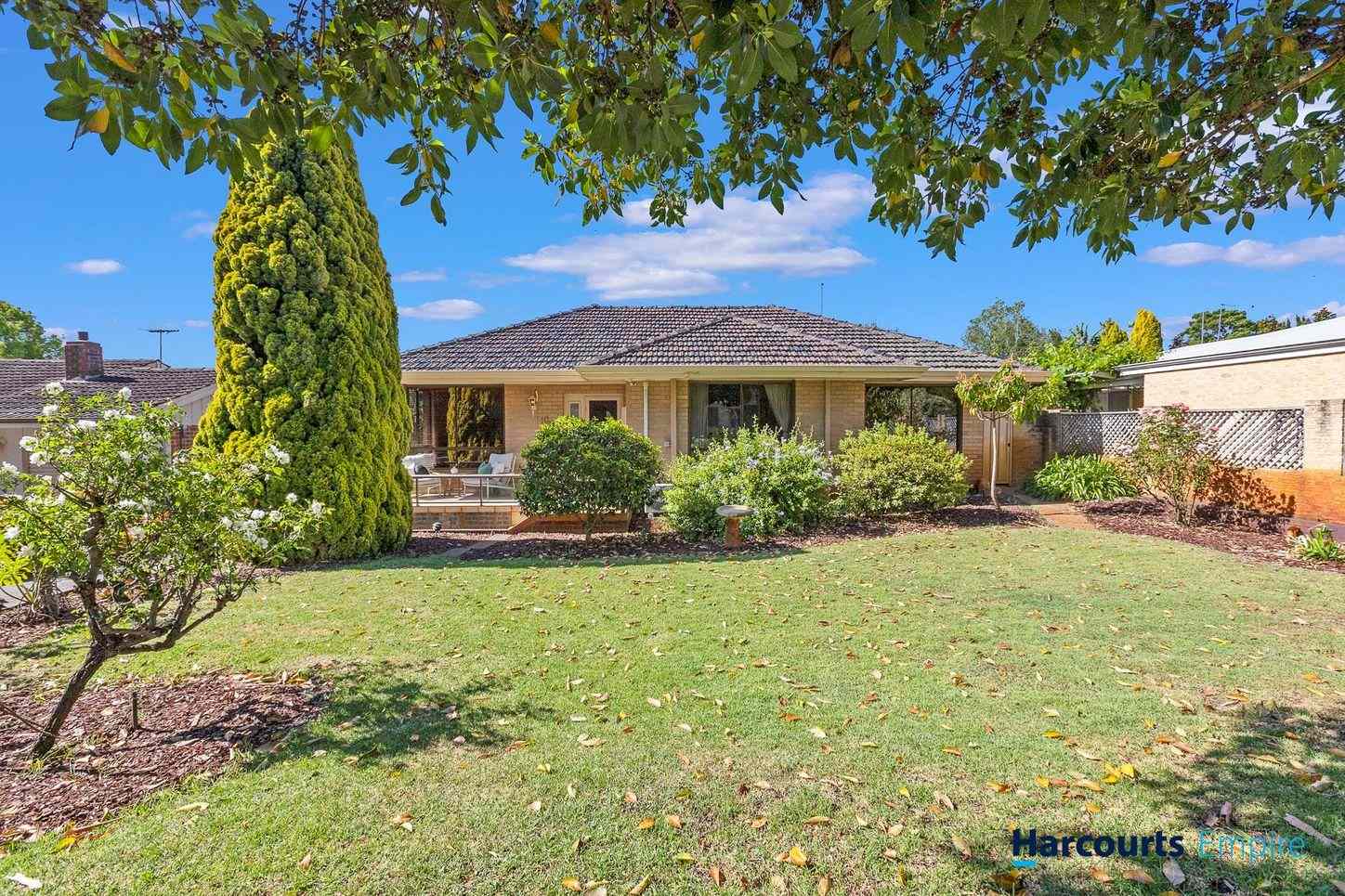 10 Pinewood Avenue, WOODLANDS, WA 6018 - House for Sale - harcourts.net: WA Woodlands, WA 6018 House | Prop-GPT the AI-Powered Property Portal