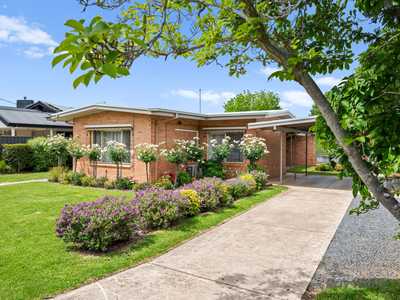 Prime CBD Living on a Generous Block: VIC Benalla, VIC 3672 House | Prop-GPT the AI-Powered Property Portal