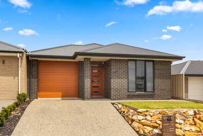Modern Family Living in a Sought After Location: SA Onkaparinga Hills, SA 5163 House | Prop-GPT the AI-Powered Property Portal