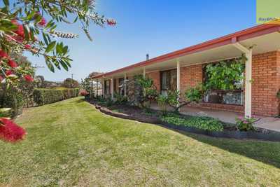THE BEST OF COUNTRY AND CONVENIENCE: VIC Bacchus Marsh, VIC 3340 House | Prop-GPT the AI-Powered Property Portal
