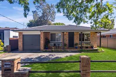 Family Living in a Central Location: NSW Berkeley Vale, NSW 2261 House | Prop-GPT the AI-Powered Property Portal