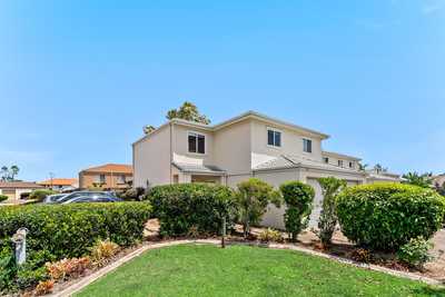 Walking Distance to Sunnybank Hills State School: QLD Sunnybank Hills, QLD 4109 House | Prop-GPT the AI-Powered Property Portal