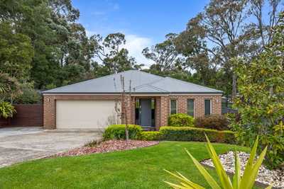 Family Home & Impressive Shedding: VIC Mount Helen, VIC 3350 House | Prop-GPT the AI-Powered Property Portal