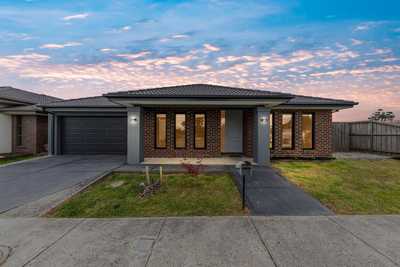 THE HENRIETTA OF ALL HOMES!!!!!: VIC Officer, VIC 3809 House | Prop-GPT the AI-Powered Property Portal