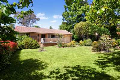 CLASSIC 1970s BRICK CHARM WITH  EXCEPTIONAL POTENTIAL IN GOLF COURSE LOCATION: NSW Blackheath, NSW 2785 House | Prop-GPT the AI-Powered Property Portal