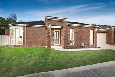 Immaculate Home with Bay Window Charm: VIC Knoxfield, VIC 3180 House | Prop-GPT the AI-Powered Property Portal