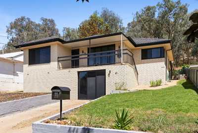Perched High on the Hill: NSW Kooringal, NSW 2650 House | Prop-GPT the AI-Powered Property Portal