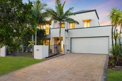 Spacious Dual-Level Family Living in a Peaceful Parkside Setting: QLD Parrearra, QLD 4575 House | Prop-GPT the AI-Powered Property Portal