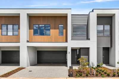 Modern Comfort Meets Effortless Style | No Body Corporate:   Townhouse | Prop-GPT the AI-Powered Property Portal