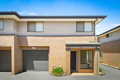 Beautifully Presented 4 Bedroom Townhouse!: NSW Oxley Park, NSW 2760 Townhouse | Prop-GPT the AI-Powered Property Portal