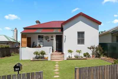 Modernised Home, Ample Opportunities: NSW Goulburn, NSW 2580 House | Prop-GPT the AI-Powered Property Portal