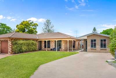 DUAL INCOME OPPORTUNITY ON A PRIME 804.5m² CORNER BLOCK: NSW Cranebrook, NSW 2749 House | Prop-GPT the AI-Powered Property Portal