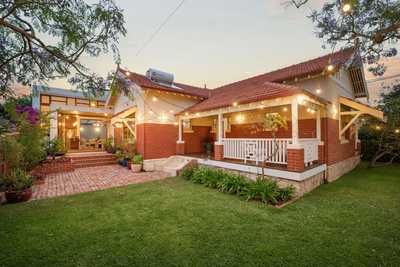 Definitively South Freo!: WA South Fremantle, WA 6162 House | Prop-GPT the AI-Powered Property Portal