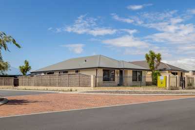 Perfect Starter Home: WA Dalyellup, WA 6230 House | Prop-GPT the AI-Powered Property Portal