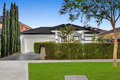 PARK-FRONT HOME IN PRIME LOCATION - WALK TO SHOPS, SCHOOLS, AND AMENITIES: VIC Lyndhurst, VIC 3975 House | Prop-GPT the AI-Powered Property Portal