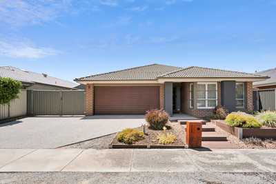 An Entertainer's Dream in the Heart of Grand Lakes: VIC Lara, VIC 3212 House | Prop-GPT the AI-Powered Property Portal