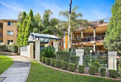 400 metres away from Metro: NSW Castle Hill, NSW 2154 House | Prop-GPT the AI-Powered Property Portal