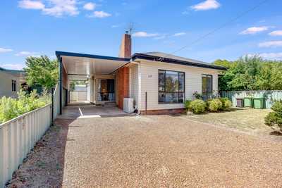 The Heart of Family Living & Smart Investing: NSW North Albury, NSW 2640 House | Prop-GPT the AI-Powered Property Portal