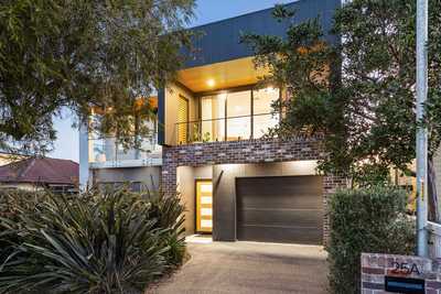 Relaxed Village Living, Steps from the Sand: NSW Shellharbour, NSW 2529 DuplexSemi-detached | Prop-GPT the AI-Powered Property Portal