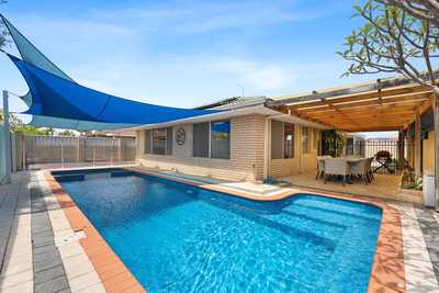 WOODBRIDGE ESTATE FAMILY HOME BOASTING A STUNNING SPARKLING POOL! OPEN SAT 6TH 12.00-12.30PM!: WA Cooloongup, WA 6168 House | Prop-GPT the AI-Powered Property Portal