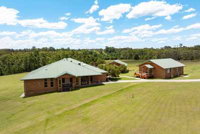 ATTENTION! - Large Family Living, Communal Living or Multi-Income Investment: NSW Parma, NSW 2540 House | Prop-GPT the AI-Powered Property Portal