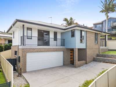 Bigger Than Most, Better Than The Rest - Completely Freestanding with Ocean Glimpses.: NSW Flinders, NSW 2529 House | Prop-GPT the AI-Powered Property Portal