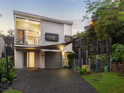 Smart, Comfortable Living: QLD Bellbird Park, QLD 4300 House | Prop-GPT the AI-Powered Property Portal