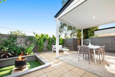 Large Townhome with Stylish Comfort: QLD Carina, QLD 4152 Townhouse | Prop-GPT the AI-Powered Property Portal